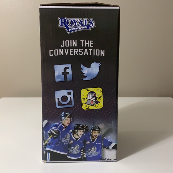 🚨BOBBLEHEAD MATTHEW PHILLIPS LIMITED EDITION 🚨 - Picture 5 of 6